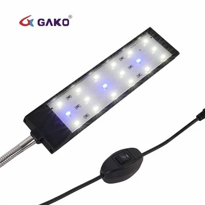 LED akvariumklipp på lys